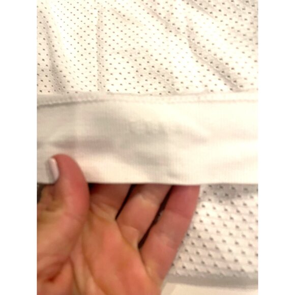 Lululemon Breeze By Muscle Tank II White Size 10 - Picture 8 of 10